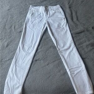 Stylish White Skinny Jeans